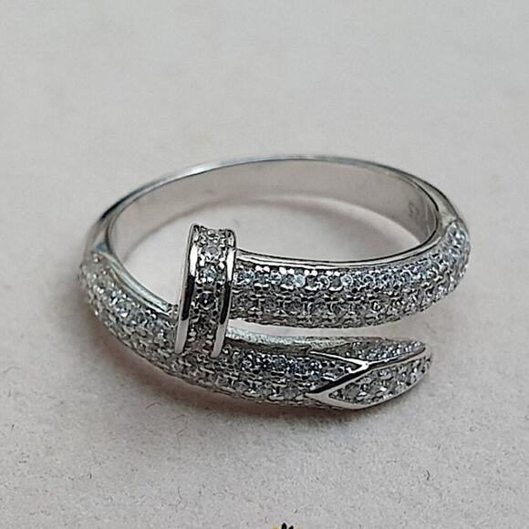 Silver Cubic Zircon Nail Screw Ring - Picture 3 of 11